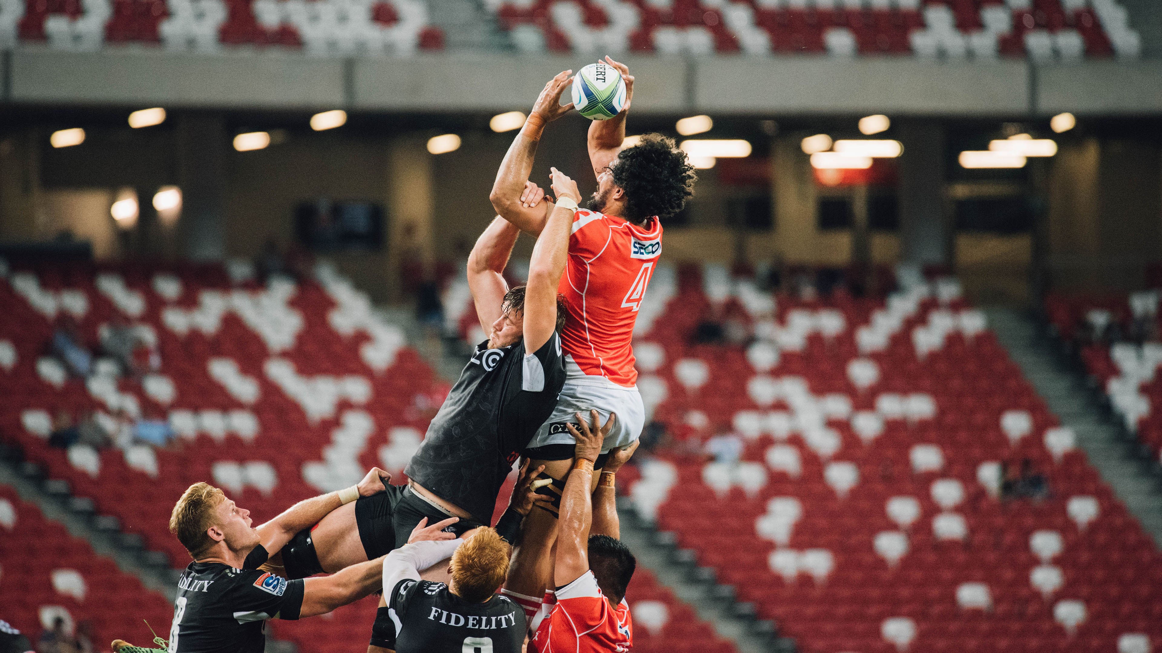 开云体育中国-浓眉爆发统治内线，上海男篮强势晋级力克浙江